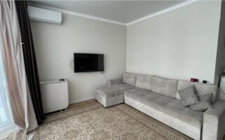 Продажа 3-комнатной квартиры, 63 м²