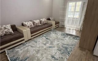 Продажа 1-комнатной квартиры, 42 м²