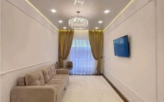 Продажа 2-комнатной квартиры, 75.6 м²