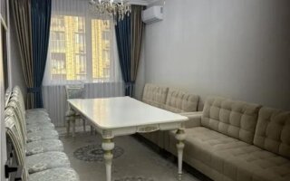 Продажа 3-комнатной квартиры, 90 м²