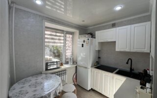 Продажа 3-комнатной квартиры, 62 м²