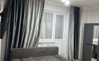Продажа 1-комнатной квартиры, 37 м²
