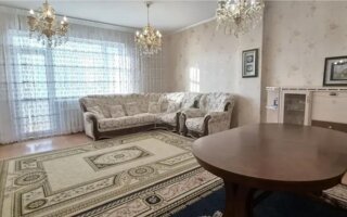 Продажа 4-комнатной квартиры, 168.2 м²
