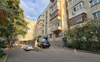 Продажа 2-комнатной квартиры, 50.2 м²