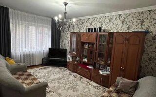 Продажа 3-комнатной квартиры, 64 м²