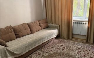 Продажа 4-комнатной квартиры, 90 м²