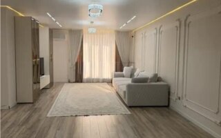 Продажа 4-комнатной квартиры, 165 м²