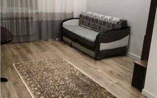 Продажа 1-комнатной квартиры, 42.8 м²
