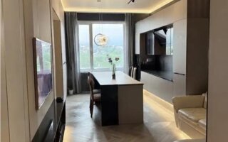 Продажа 4-комнатной квартиры, 142 м²