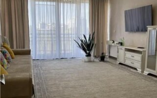 Продажа 2-комнатной квартиры, 84.4 м²
