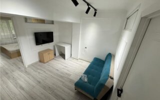 Продажа 3-комнатной квартиры, 47.9 м²