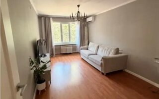 Продажа 2-комнатной квартиры, 50.4 м²