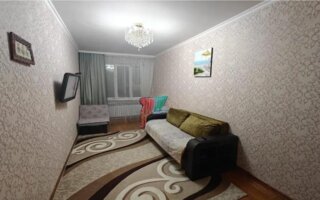 Продажа 1-комнатной квартиры, 47.6 м²