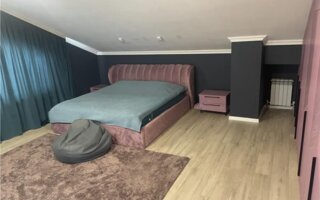 Продажа 4-комнатной квартиры, 160 м²