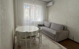 Продажа 1-комнатной квартиры, 40 м²