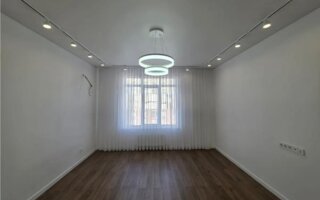 Продажа 4-комнатной квартиры, 121 м²