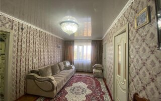 Продажа 4-комнатной квартиры, 60 м²