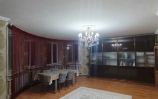 Продажа 3-комнатной квартиры, 105.5 м²
