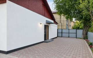 Продажа 4-комнатного дома, 74 м²