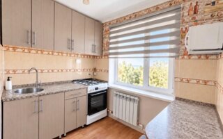 Продажа 3-комнатной квартиры, 60 м²