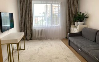 Продажа 2-комнатной квартиры, 65 м²
