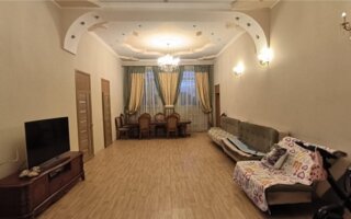 Продажа 4-комнатного дома, 151 м²