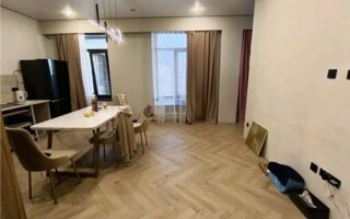 Продажа 3-комнатной квартиры, 81 м²