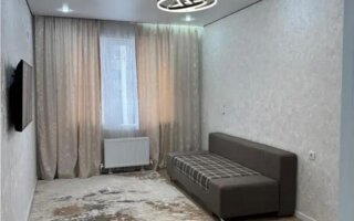 Продажа 1-комнатной квартиры, 47 м²