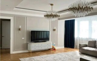 Продажа 4-комнатной квартиры, 200 м²