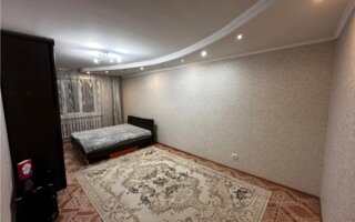 Продажа 1-комнатной квартиры, 43.7 м²