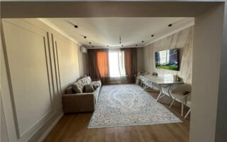 Продажа 2-комнатной квартиры, 84 м²
