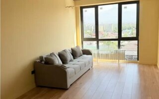Продажа 1-комнатной квартиры, 41.3 м²