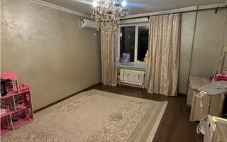 Продажа 1-комнатной квартиры, 45.7 м²