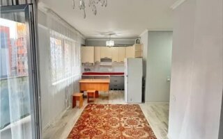 Продажа 1-комнатной квартиры, 42 м²