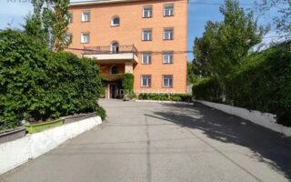 Продажа 4-комнатной квартиры, 140 м²