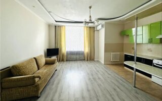 Продажа 1-комнатной квартиры, 56 м²