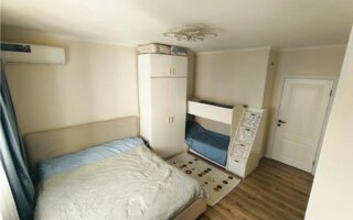 Продажа 2-комнатной квартиры, 71.8 м²