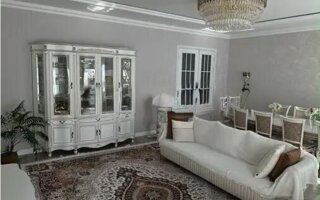 Продажа 4-комнатной квартиры, 136 м²