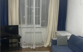 Продажа 2-комнатной квартиры, 163 м²