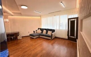 Продажа 2-комнатной квартиры, 89.5 м²