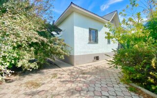 Продажа 4-комнатного дома, 113 м²