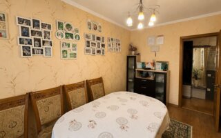 Продажа 4-комнатной квартиры, 64 м²