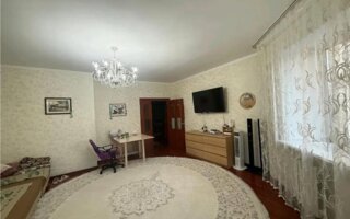 Продажа 3-комнатной квартиры, 94 м²