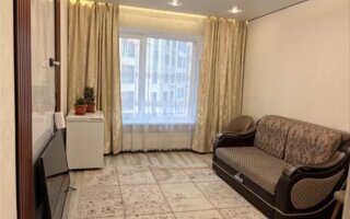 Продажа 1-комнатной квартиры, 42 м²