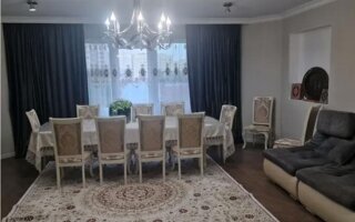 Продажа 3-комнатной квартиры, 130 м²