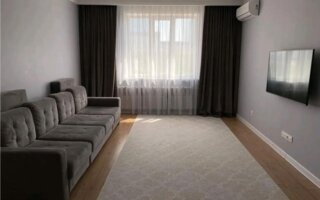 Продажа 4-комнатной квартиры, 100 м²