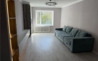 Продажа 1-комнатной квартиры, 58.7 м²