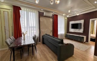 Продажа 3-комнатной квартиры, 77 м²