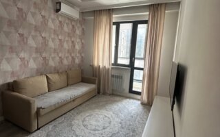 Аренда 2-комнатной квартиры, 53 м²