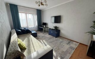Продажа 3-комнатной квартиры, 65 м²